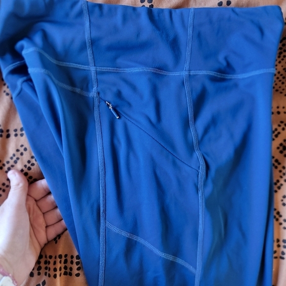 VGUC Athleta Contender Tight Peacock Teal Medium High-Rise - Picture 5 of 14